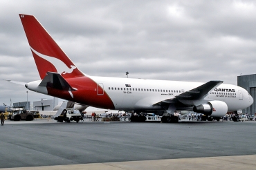 VH-EAN · Boeing 767-238/ER · (YPED)