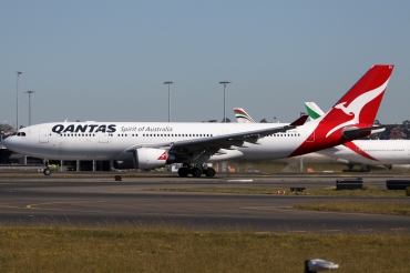 VH-EBS (1258) 2011 Airbus A330-202