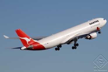VH-QPJ, (cn 712), Airbus A330-303