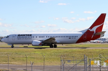 VH-TJY · Boeing 737-476 · (SYD / YSSY)