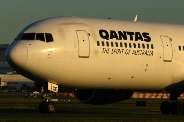 VH-ZXE · Boeing 767-336/ER · (SYD/YSSY)