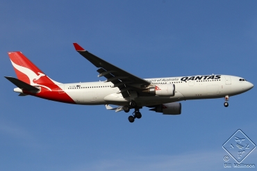 VH-EBN (1094) 2010 Airbus A330-202