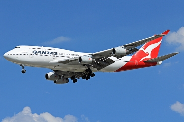 VH-OJS (25564) 1999 Boeing 747-438