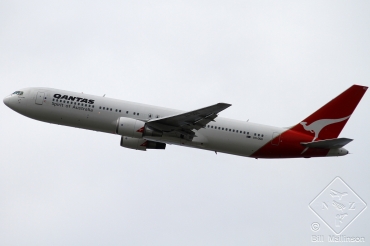 VH-OGU · Boeing 767-338/ER · (SYD / YSSY)