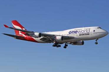 VH-OEF (32910) 2002 Boeing 747-438(ER)