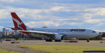 VH-EBR, (cn 1251), Airbus A330-202