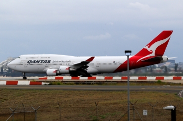 VH-OEE (32909) 2002 Boeing 747-438(ER)