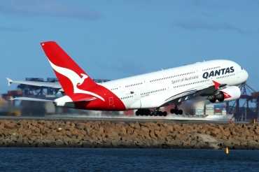 VH-OQH (050) 2009 Airbus A380-842