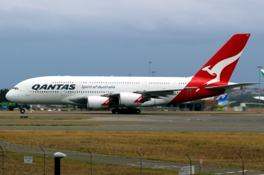 VH-OQH (050) 2009 Airbus A380-842