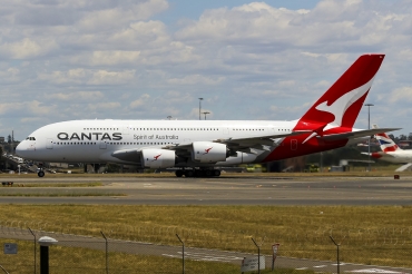 VH-OQL (074) 2011 Airbus A380-842