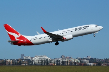 VH-VZB · Boeing 737-838 · (SYD / YSSY)