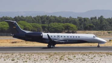 D-ALOA (14501223) Embraer ERJ-135BJ Legacy 650