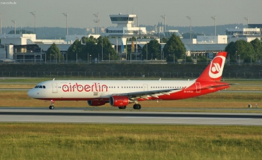 OE-LCE (1629) 2001 Airbus A321-211