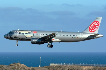 D-ABHK (4581) 2011 Airbus A320-214