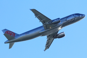 OE-LEF (4368) 2010 Airbus A320-214