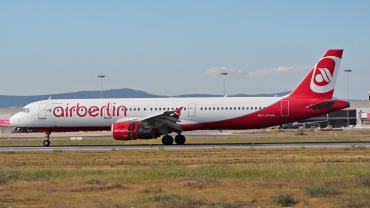 OE-LCA (3708) 2008 Airbus A321-211