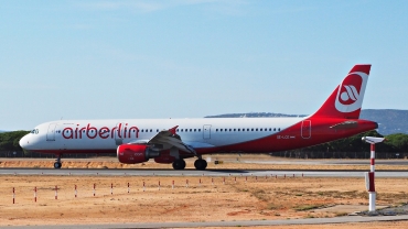 OE-LCE (1629) 2001 Airbus A321-211