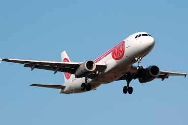 OE-LOF (667) 1997 Airbus A320-232