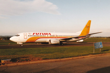 EC-ETB (24545) 1990 Boeing 737-4Y0