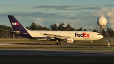 N746FD · Airbus A300B4-622R(F) · (YOW / CYOW)