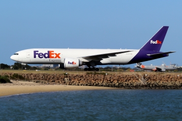 N858FD (37729) 2011 Boeing 777-FS2