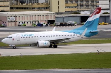 LX-LGS (33956) 2005 Boeing 737-7C9WL