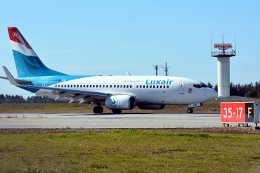LX-LGS (33956) 2005 Boeing 737-7C9WL