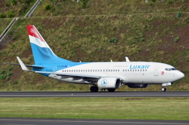 LX-LGS (33956) 2005 Boeing 737-7C9WL