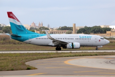 LX-LGS (33956) 2005 Boeing 737-7C9WL