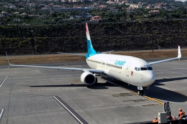 LX-LGU (41047) 2012 Boeing 737-8C9WL