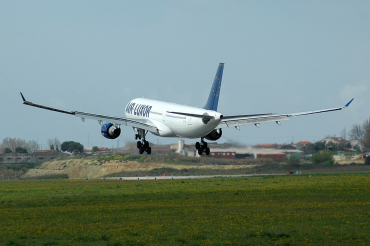 CS-TQF (087) 1995 Airbus A330-322