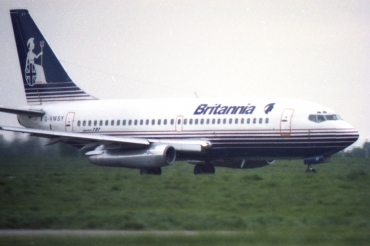 G-AWSY (cn 20236) Boeing 737-204