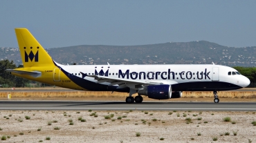 G-OZBY (1320) 2000 Airbus A320-214