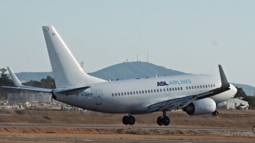 F-GZTP (29370) 2006 Boeing 737-71B WL