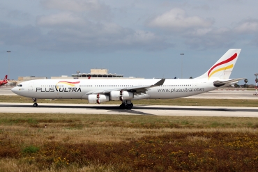 EC-MQM (399) 2001 Airbus A340-313X