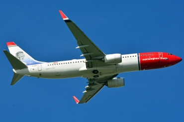 EI-FVW (42282) 2017 Boeing 737-8JP WL