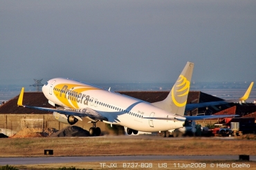 TF-JXI (30664) 2000 Boeing 737-8Q8 WL