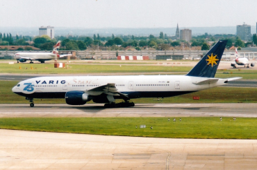 PP-VRA (28689) 2001 Boeing 777-2Q8ER