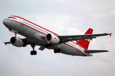 D-ALTJ · Airbus A320-214 · (LIS / LPPT)