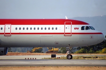 D-ALSA (1629) 2001 Airbus A321-211