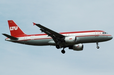 D-ALTI · Airbus A320-214 · (AGP / LEMG)