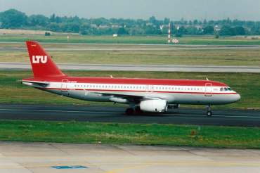 D-ALTA (530) 1995 Airbus A320-232