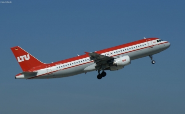D-ALTI (1806) 2002 Airbus A320-214