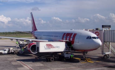 D-ALPB (432) 2001 Airbus A330-223