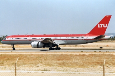 D-AMUW (23929) 1987 Boeing 757-2G5