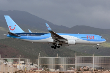PH-OYI (29138) 2000 Boeing 767-304 ER WL