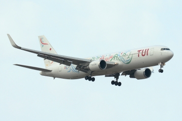 HB-JJF (27613) 1997 Boeing 767-316 ER WL