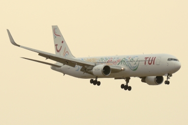 HB-JJF (27613) 1997 Boeing 767-316 ER WL