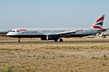 G-TTIB (1433) 2001 Airbus A321-231