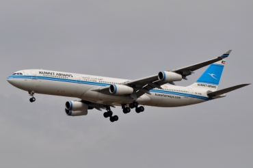 9K-ANB (090) 1995 Airbus A340-313